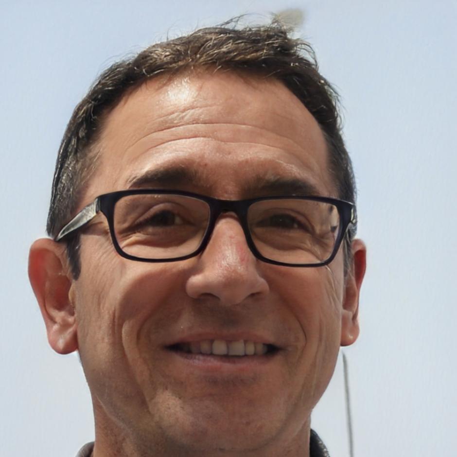 Carlos Mendoza, Director de Estrategia Financiera